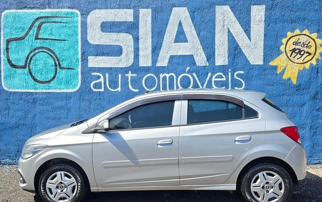 imagem-https://www.socarrao.com.br/sc-vehicle-images-prod/4354742/1792003699456-8559922_13_B_4d89816829.jpeg