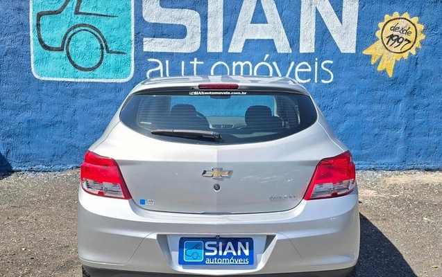 imagem-https://www.socarrao.com.br/sc-vehicle-images-prod/4354742/1792003699459-8559922_15_B_6a3c60f5b6.jpeg