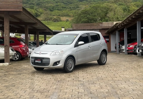 Fiat Palio 2015 Prata — foto 1 de 3