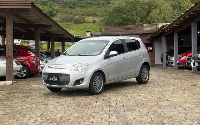 imagem-https://www.socarrao.com.br/sc-vehicle-images-prod/4354745/1792002335956-s5ZuDNjFpwSwJCnop9vpRjZIW9SfK6QG.jpg