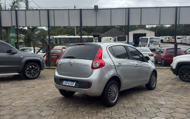 imagem-https://www.socarrao.com.br/sc-vehicle-images-prod/4354745/1792002335960-qzTyXYOZOEhthdvSlFa182sT0fwg8BVG.jpg