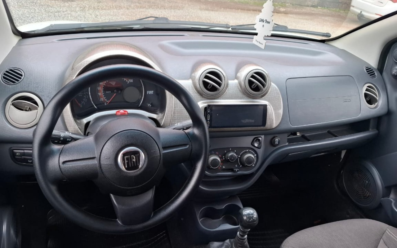 imagem-https://www.socarrao.com.br/sc-vehicle-images-prod/4354763/1792002455774-MGU4MjQ0YjYtNGVkZi00Nzk0LWI2YWQtNDg0ZTM2YWJjNjg5LmpmaWY.jfif