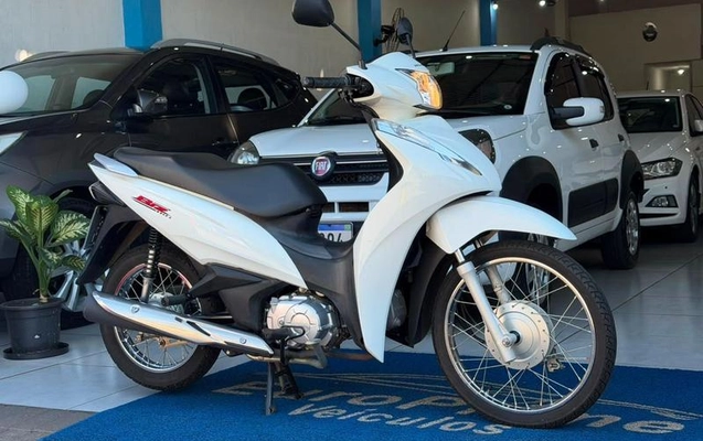 imagem-https://www.socarrao.com.br/sc-vehicle-images-prod/4354769/1792002489098-8271116_7_B_4d02a6472f.jpeg