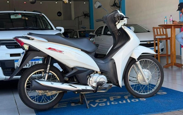 imagem-https://www.socarrao.com.br/sc-vehicle-images-prod/4354769/1792002489106-8271116_3_B_34d5d60334.jpeg