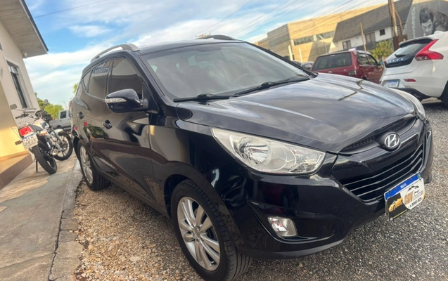 imagem-https://www.socarrao.com.br/sc-vehicle-images-prod/4354821/1792002756804-YzFiMmNiMzktZjlkZC00NGVmLTk2OGYtZDdmNDUxZDZlOWE3LmpmaWY.jfif