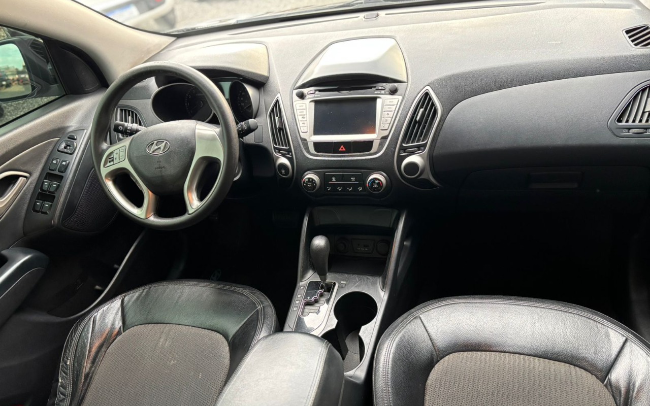 imagem-https://www.socarrao.com.br/sc-vehicle-images-prod/4354821/1792002757079-MGNhZDY4ZjAtNGMzYi00NTUxLWIxMmEtNmU1ZDBjZjdhNTZhLmpmaWY.jfif