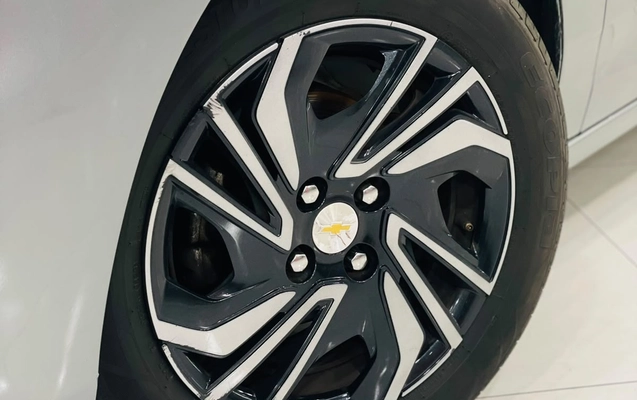 imagem-https://www.socarrao.com.br/sc-vehicle-images-prod/4354825/1792002822925-003_aa0baf0c84ee7fde1d6ac78c16b9ce77.jpg