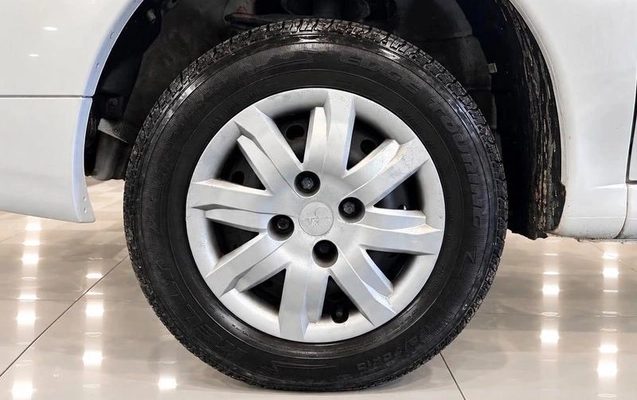 imagem-https://www.socarrao.com.br/sc-vehicle-images-prod/4354827/1792763174626-8568049_0_B_890730761d.jpeg