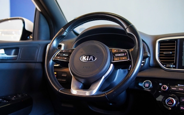 imagem-https://www.socarrao.com.br/sc-vehicle-images-prod/4354831/1792002869343-5cbfa11e-c56e-460f-a6bb-7b8b921e00c8.jpg
