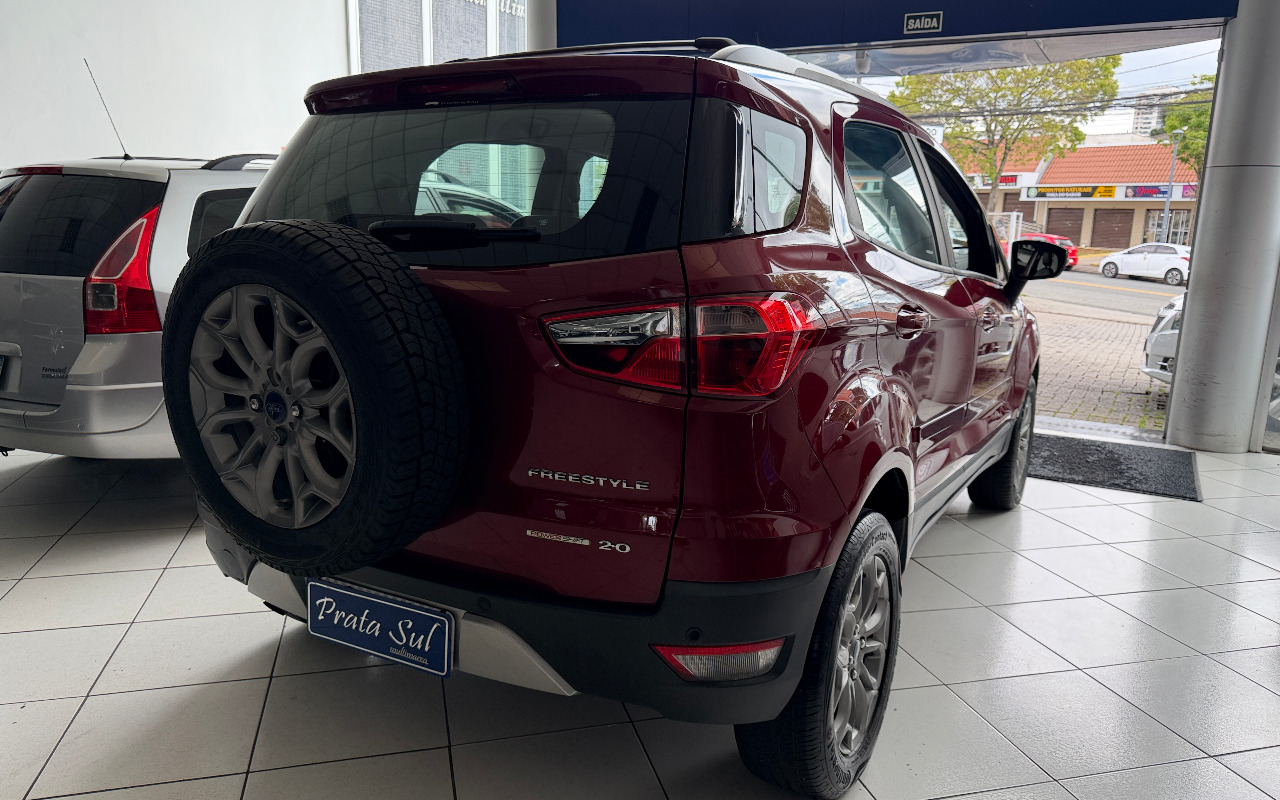 imagem-https://www.socarrao.com.br/sc-vehicle-images-prod/4354847/1792002973574-MjAyNjEwMDNfMTgyOTI1NzI5X2lPUy5qcGc.jpg