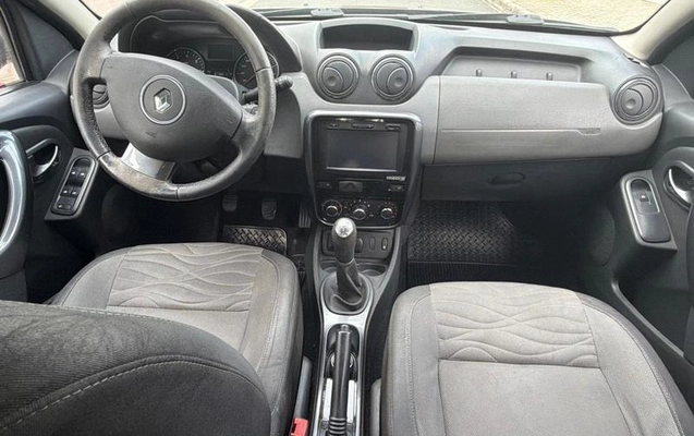 imagem-https://www.socarrao.com.br/sc-vehicle-images-prod/4354860/1792003193161-8538763_13_B_dfa4d470de.jpeg