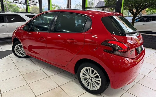 imagem-https://www.socarrao.com.br/sc-vehicle-images-prod/4354863/1792003370514-8544116_0_B_7bb84a51e8.jpeg