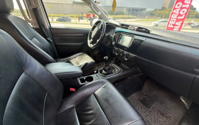imagem-https://www.socarrao.com.br/sc-vehicle-images-prod/4354917/1792003507228-0cd018a1-500f-4cd4-bd08-803a9f300dbf.jpg