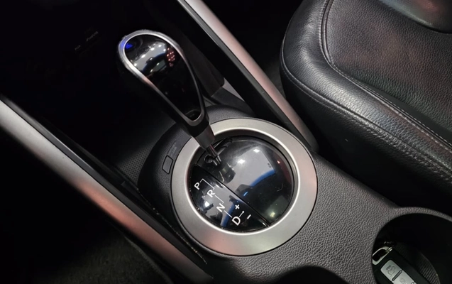 imagem-https://www.socarrao.com.br/sc-vehicle-images-prod/4354942/1792003582162-3gxGcZaun6DsoZFtdEGnNVyaaZ9yPvet.jpg