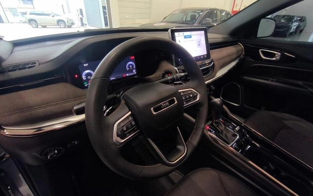 imagem-https://www.socarrao.com.br/sc-vehicle-images-prod/4354953/1792093451403-8570528_12_B_60b1abc59f.jpeg