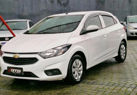 Chevrolet Onix 2017 Branco — foto 1 de 3