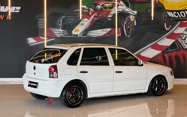 imagem-https://www.socarrao.com.br/sc-vehicle-images-prod/4354971/1792167499014-fed9722d-5126-4abe-b176-960080ab76b9.jpg