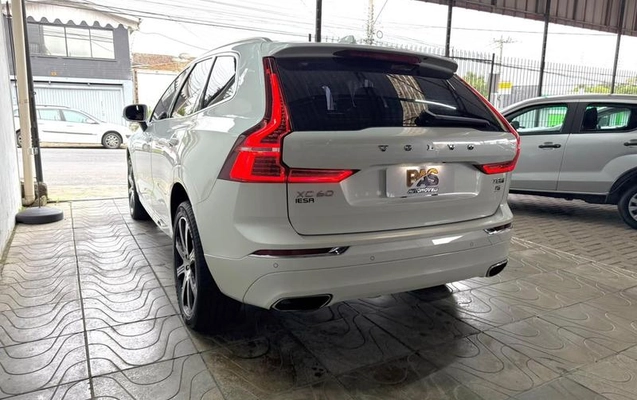 imagem-https://www.socarrao.com.br/sc-vehicle-images-prod/4354972/1792007341120-8492054_10_B_c67e8bc8bd.jpeg