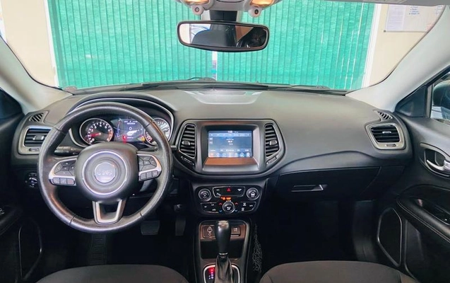 imagem-https://www.socarrao.com.br/sc-vehicle-images-prod/4354991/1792004255862-8555267_7_B_7676e7076b.jpeg