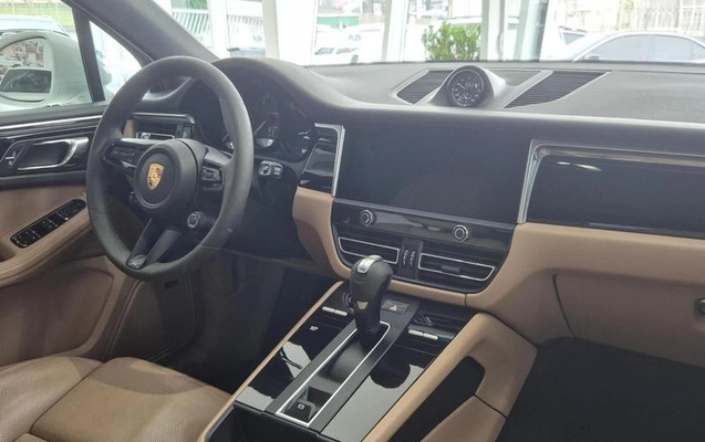 imagem-https://www.socarrao.com.br/sc-vehicle-images-prod/4355040/1792005653600-8569838_7_B_fd7c0e420c.jpeg