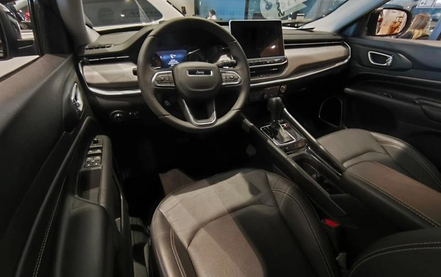 imagem-https://www.socarrao.com.br/sc-vehicle-images-prod/4355054/1792523993901-8570645_6_B_d8f492567e.jpeg