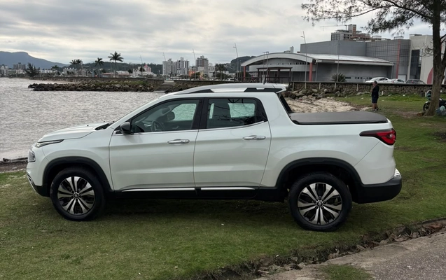 imagem-https://www.socarrao.com.br/sc-vehicle-images-prod/4355131/1792005279739-003_e85e3a780ed03646cbaa0422528f7eb0.jpg