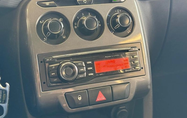 imagem-https://www.socarrao.com.br/sc-vehicle-images-prod/4355165/1792509771472-8361768_16_B_70ca5eb760.jpeg