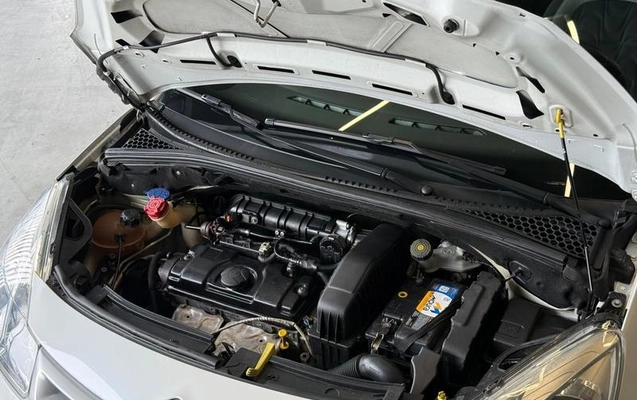 imagem-https://www.socarrao.com.br/sc-vehicle-images-prod/4355165/1792509771474-8361768_18_B_0e6a80efa6.jpeg