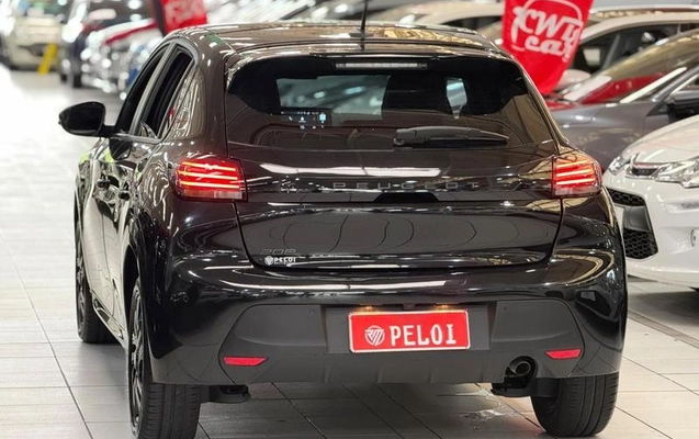 imagem-https://www.socarrao.com.br/sc-vehicle-images-prod/4355166/1792256113003-8570476_12_B_3e964c37f2.jpeg