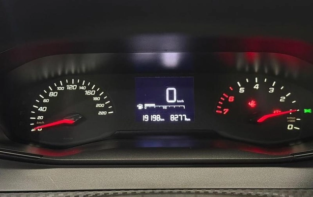 imagem-https://www.socarrao.com.br/sc-vehicle-images-prod/4355166/1792256113014-8570476_9_B_97f05dd4b6.jpeg