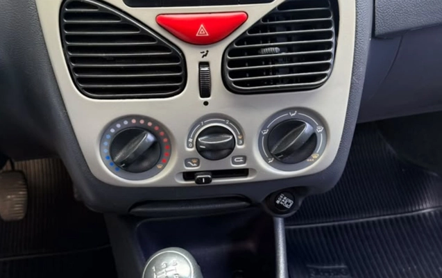 imagem-https://www.socarrao.com.br/sc-vehicle-images-prod/4355169/1792005444054-V2hhdHNBcHAgSW1hZ2UgMjAyNi0xMC0xNCBhdCAxNS41My41NCAoMSkuanBlZw.jpeg