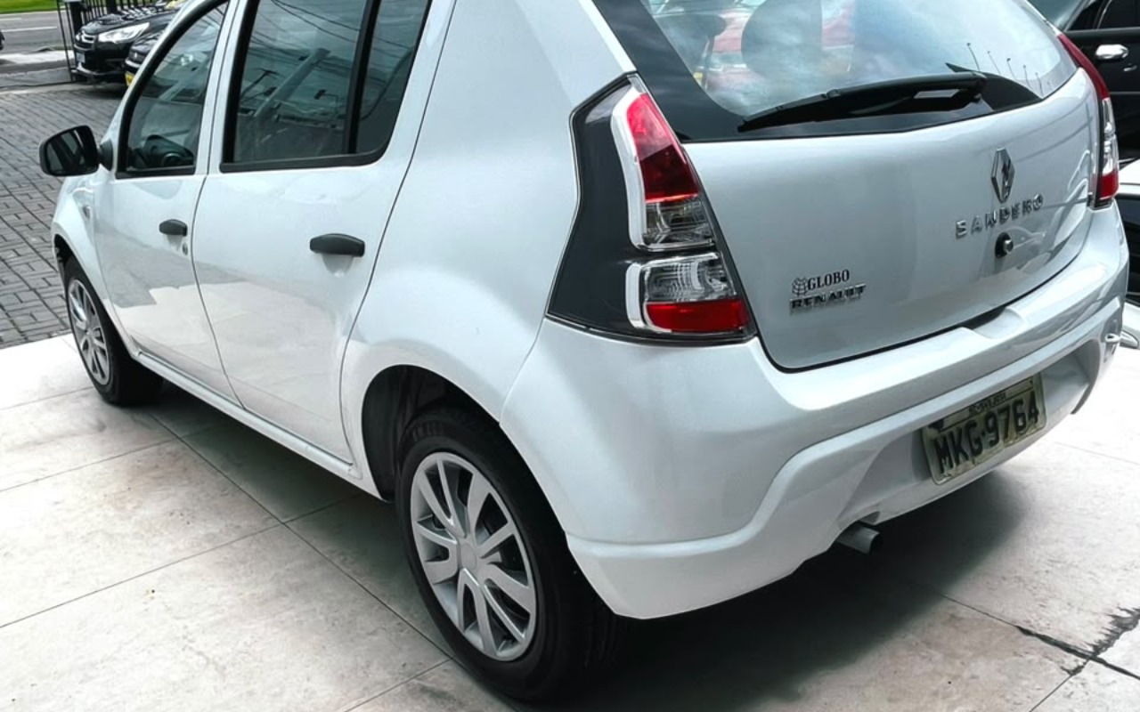 imagem-https://www.socarrao.com.br/sc-vehicle-images-prod/4355202/1792005742567-V2hhdHNBcHAgSW1hZ2UgMjAyNi0xMC0xNCBhdCAxNi4wOS4xMiAoMSkuanBlZw.jpeg