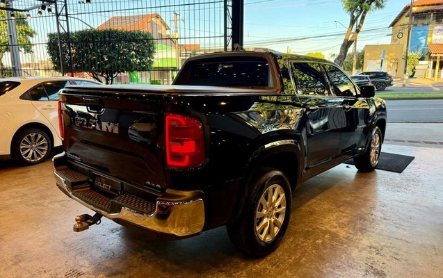 imagem-https://www.socarrao.com.br/sc-vehicle-images-prod/4355208/1792455505667-8570879_18_B_0762e5e623.jpeg
