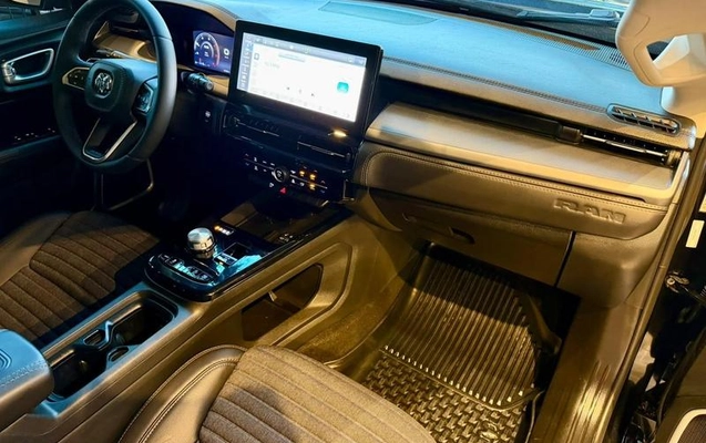 imagem-https://www.socarrao.com.br/sc-vehicle-images-prod/4355208/1792455505686-8570879_5_B_c7c02ef76f.jpeg