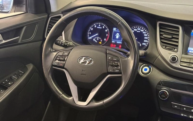 imagem-https://www.socarrao.com.br/sc-vehicle-images-prod/4355219/1792005982705-8570359_8_B_c0686612b4.jpeg