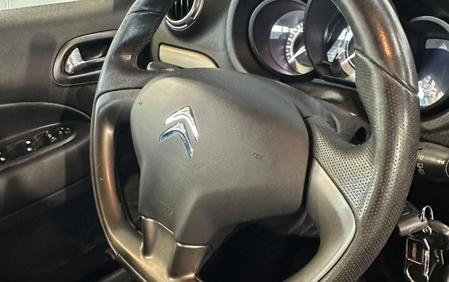 imagem-https://www.socarrao.com.br/sc-vehicle-images-prod/4355221/1792005997004-003_14330d90eff74e519b1c386b831583fc.jpg