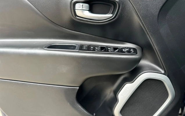 imagem-https://www.socarrao.com.br/sc-vehicle-images-prod/4355228/1792087977221-gb-d82b776.jpeg