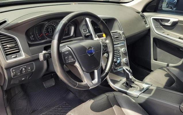 imagem-https://www.socarrao.com.br/sc-vehicle-images-prod/4355238/1792160518198-8570893_7_B_0af9a6bdf9.jpeg