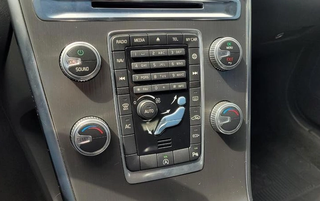 imagem-https://www.socarrao.com.br/sc-vehicle-images-prod/4355238/1792160518203-8570893_3_B_452b5bd081.jpeg