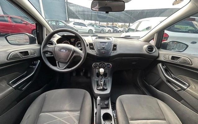 imagem-https://www.socarrao.com.br/sc-vehicle-images-prod/4355285/1792174101778-8552898_5_B_291f9fbb9e.jpeg