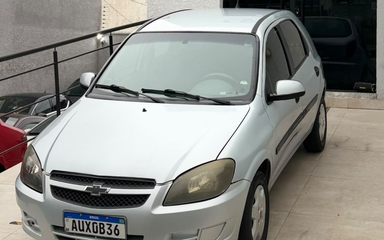 imagem-https://www.socarrao.com.br/sc-vehicle-images-prod/4355292/1792006448026-Sk9DS0VZICg5OSkuanBn.jpg