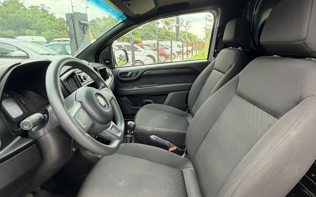 imagem-https://www.socarrao.com.br/sc-vehicle-images-prod/4355294/1792006463946-V2hhdHNBcHAgSW1hZ2UgMjAyNi0xMC0xNCBhdCAxMy40MS4xNyAoMSkuanBlZw.jpeg