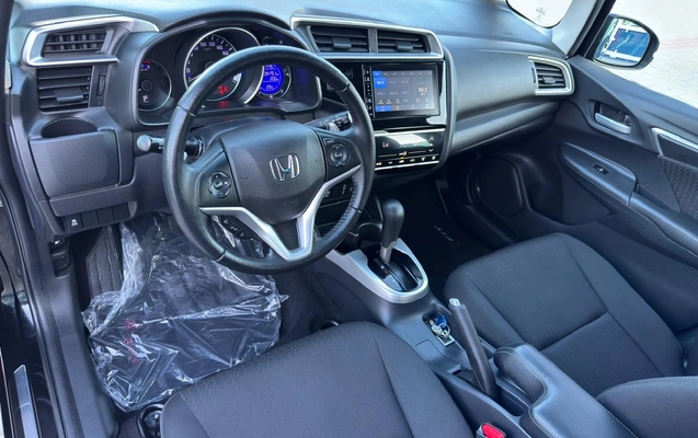 imagem-https://www.socarrao.com.br/sc-vehicle-images-prod/4355342/1792006843945-003_ca90ddd80e13f60ec20804a2f73e8be0.jpeg