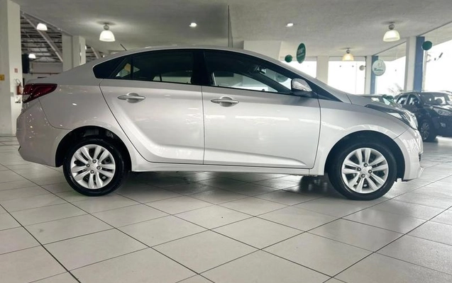 imagem-https://www.socarrao.com.br/sc-vehicle-images-prod/4355376/1792007102172-8566848_3_B_d5a96ee42a.jpeg