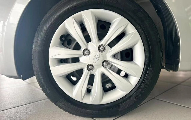 imagem-https://www.socarrao.com.br/sc-vehicle-images-prod/4355376/1792007102190-8566848_8_B_11cd4c0d53.jpeg