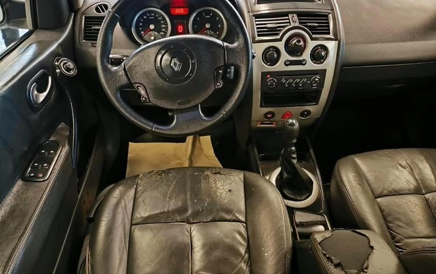 imagem-https://www.socarrao.com.br/sc-vehicle-images-prod/4355407/1792008276447-8439192_7_B_d7a05beda5.jpeg