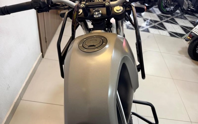 imagem-https://www.socarrao.com.br/sc-vehicle-images-prod/4355414/1792504108311-8571075_5_B_717938bb6a.jpeg