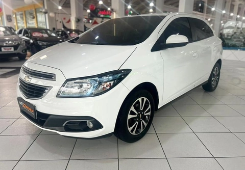 Chevrolet Onix 2013 Branco — foto 1 de 3
