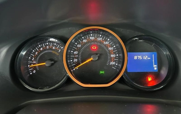 imagem-https://www.socarrao.com.br/sc-vehicle-images-prod/4355453/1792007629946-8569936_14_B_43656469c1.jpeg