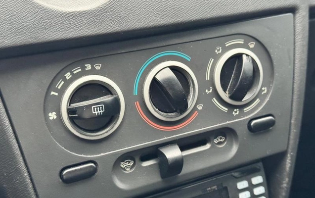 imagem-https://www.socarrao.com.br/sc-vehicle-images-prod/4355459/1792007682828-8542807_14_B_6aeeb34fc5.jpeg